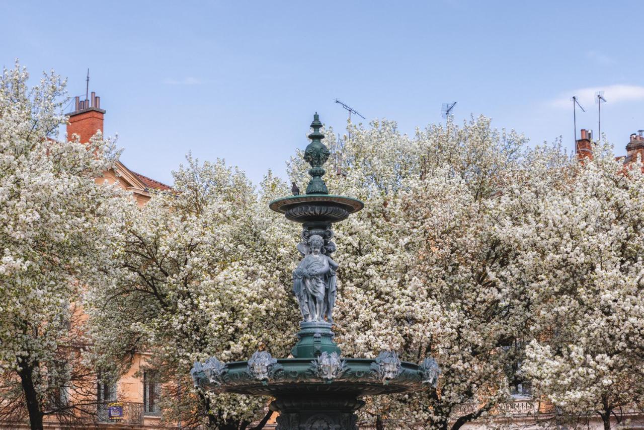 Appartamento Renaissance Bourg-en-Bresse Esterno foto
